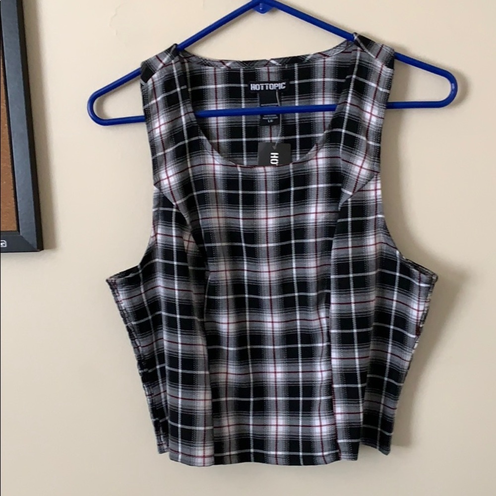 Crop top